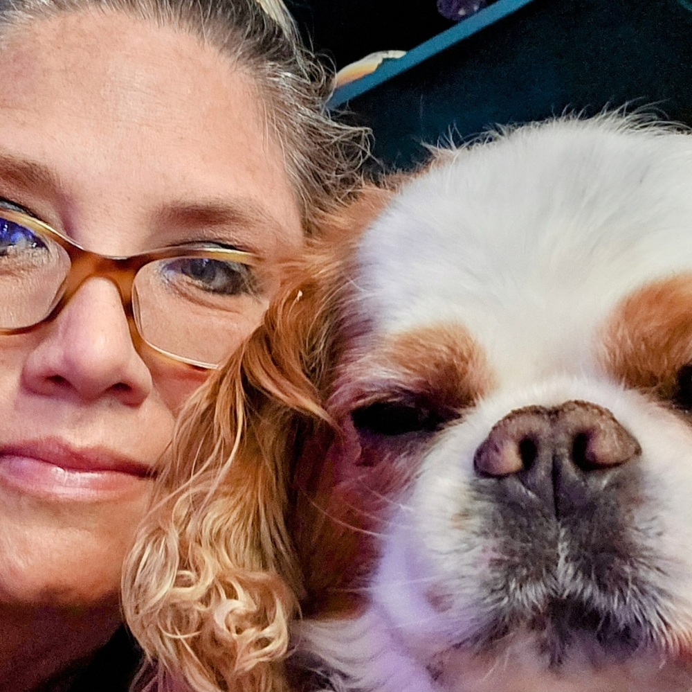 Meet your Posher, Emily